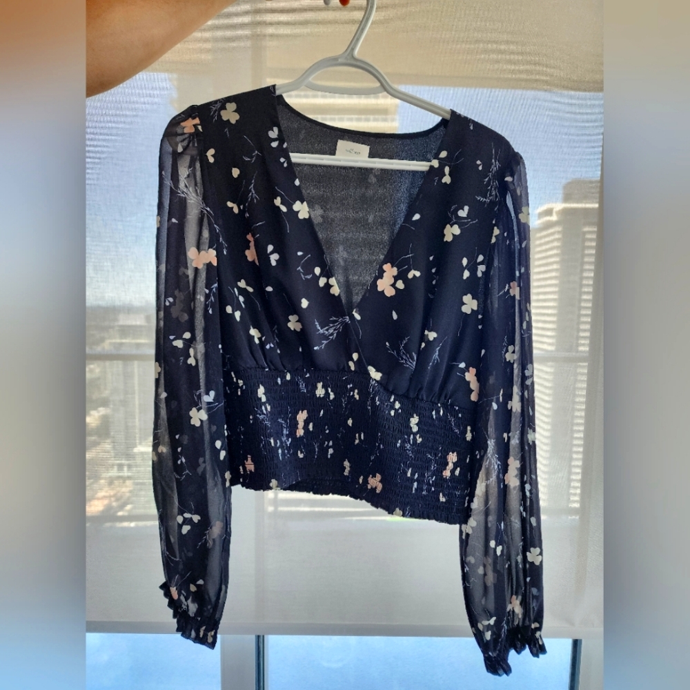 Aritzia blouse
